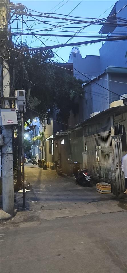  vị trí đẳng cấp, kiệt ô tô thông vòng quanh ngay lõi phố tây an thượng. tập trung đông đúc
