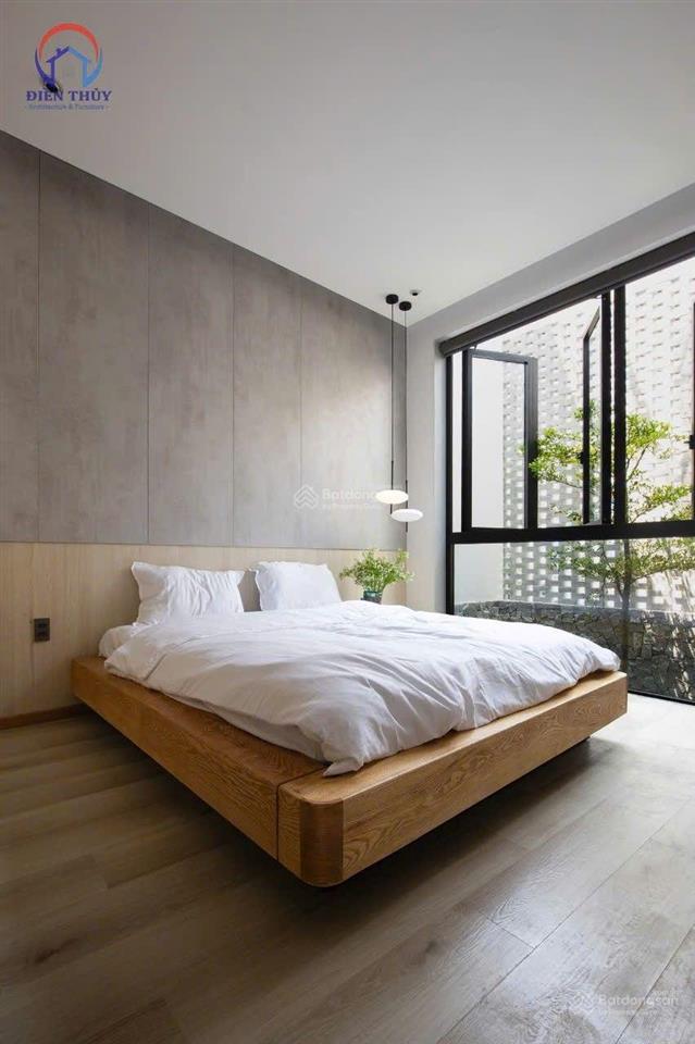 Nhà mới xây full nội thất chỉ cần xách vali vào ở vị trí đẹp cách biển chỉ 700m