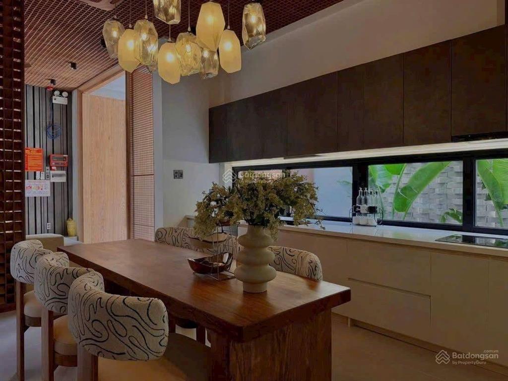 Bán nhà kiệt ô tô lô góc phạm cự lượng full nội thất cao cấp. cơ hội sở hữu ngôi nhà đẹp.