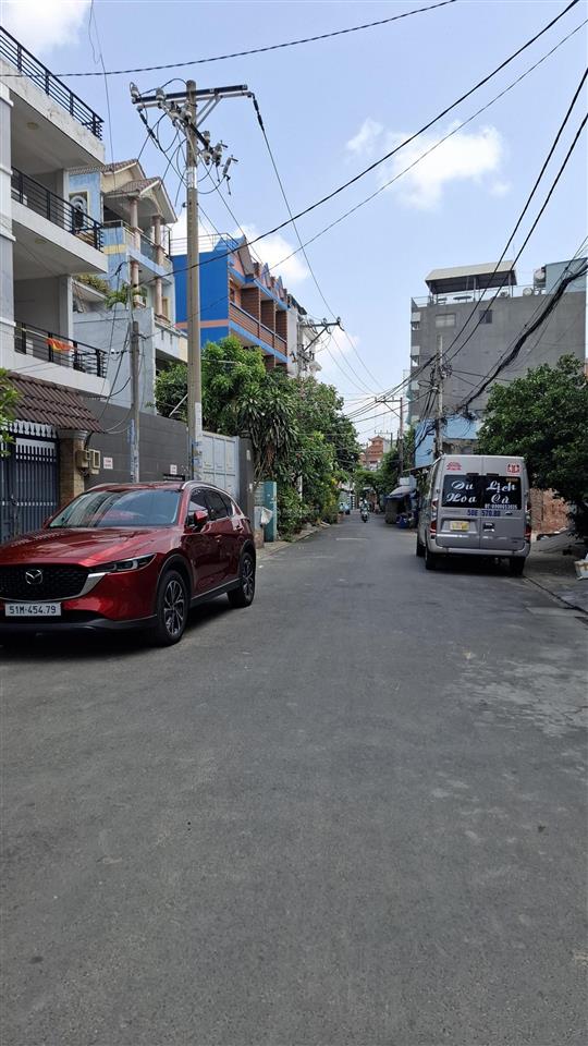 Nhà mới đẹp chính chủ 56m. 3 tầng lê văn quới.