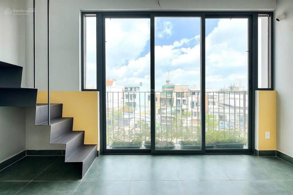 Chính chủ cho thuê tòa nhà mặt phố 102 phòng tại phan văn hớn (giá thương lượng)