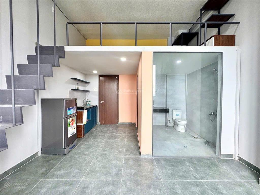 Chính chủ cho thuê tòa nhà mặt phố 102 phòng tại phan văn hớn (giá thương lượng)