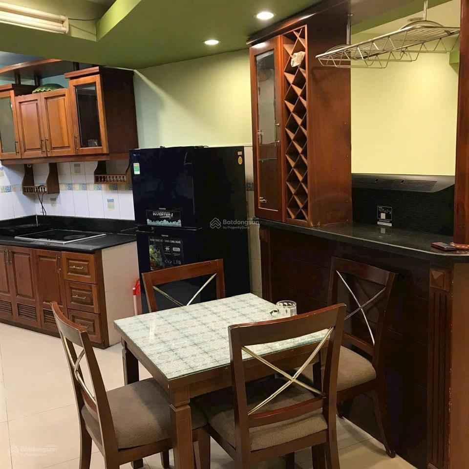 Chung cư nhiêu tứ phú nhuận căn 2p ngủ,có nội thất 9tr