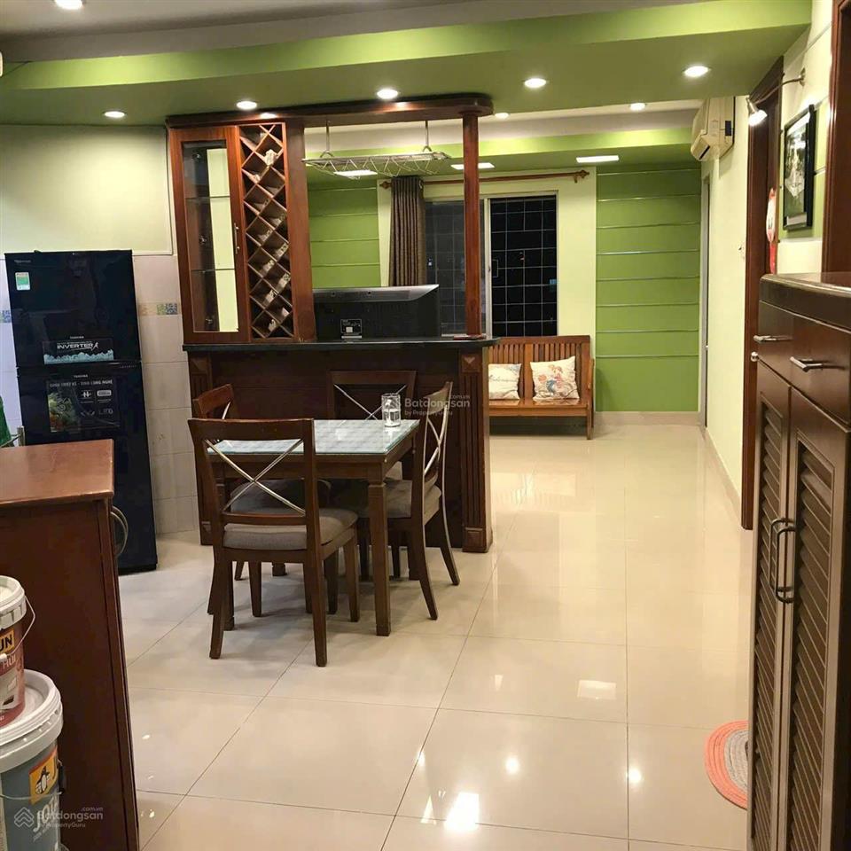 Chung cư nhiêu tứ phú nhuận căn 2p ngủ,có nội thất 9tr