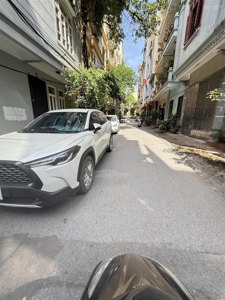 Gấp  nhà phân lô vip trần quốc hoàn  hai thoáng oto tải đỗ cửa  giá đầu tư ở kết hợp cho thuê