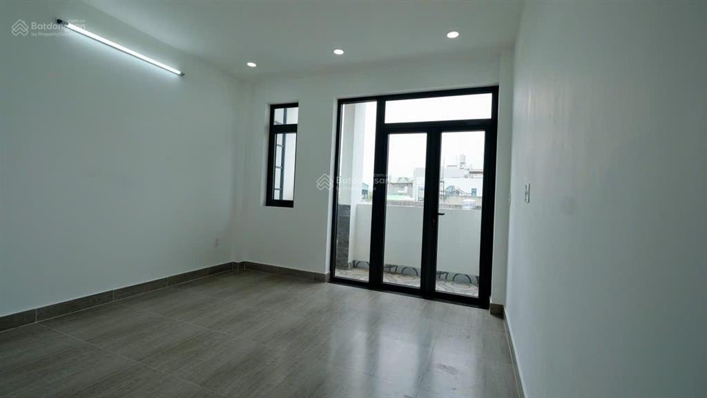 Bán nhà riêng tại hẻm 99, đường 6, 5,3 tỷ, 62,4m2, giá tốt chỉ với