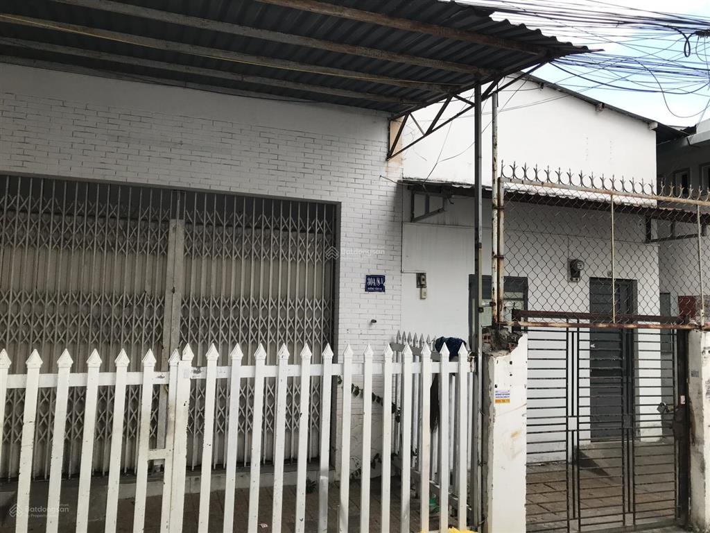 Bán nhà riêng tại 304/8 tầm vu, 9,5 tỷ, 368 m2, có một nhà cấp 4 và 9 căn phòng trọ, pháp lý đầy đủ