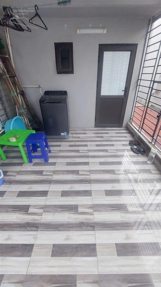 Chính chủ cần bán nhà trong ngõ chùa liên phái, phố bạch mai, đầu phố huế