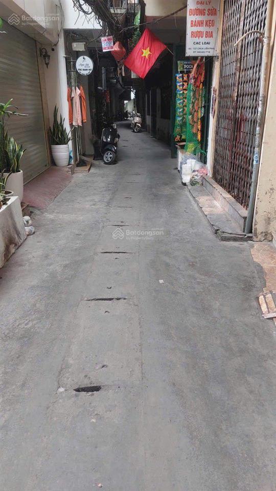 Chính chủ cần bán nhà trong ngõ chùa liên phái, phố bạch mai, đầu phố huế
