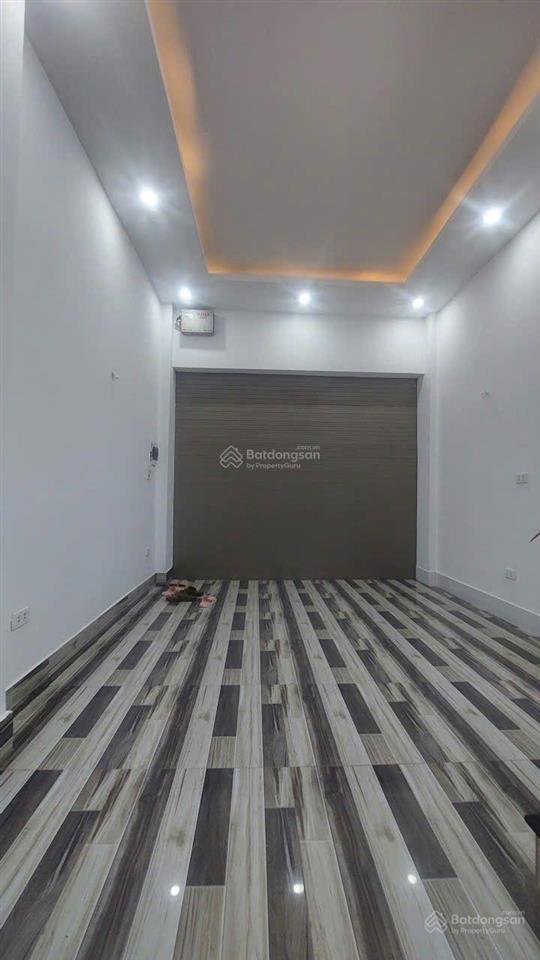 Chính chủ cần bán nhà trong ngõ chùa liên phái, phố bạch mai, đầu phố huế
