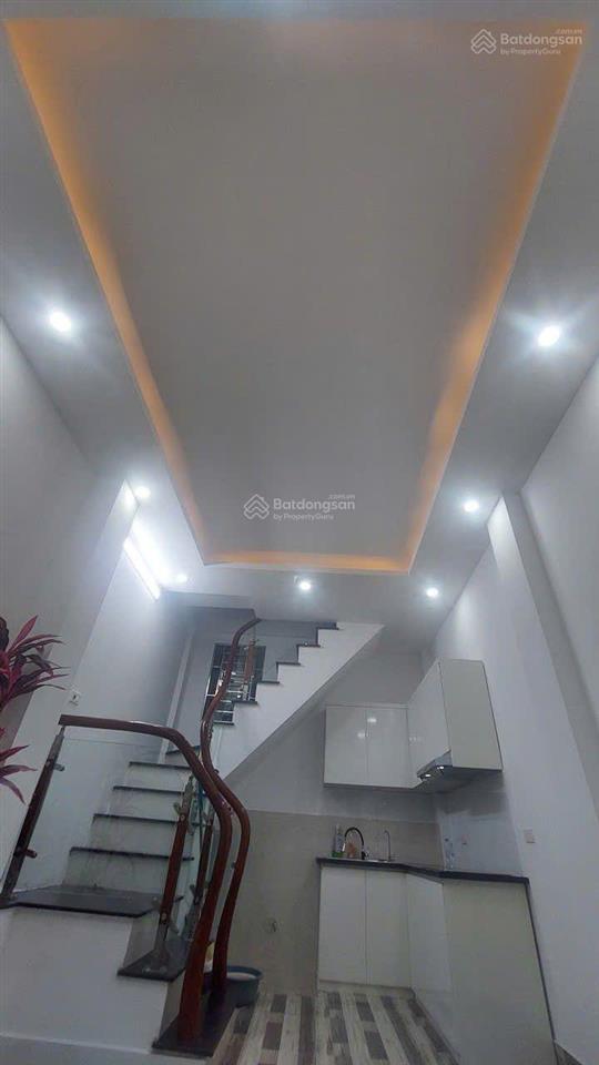 Chính chủ cần bán nhà trong ngõ chùa liên phái, phố bạch mai, đầu phố huế