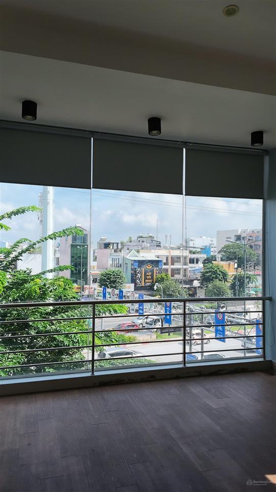 Chính chủ cho thuê văn phòng 80m2 mặt tiền phạm văn đồng (có thỏa thuận)