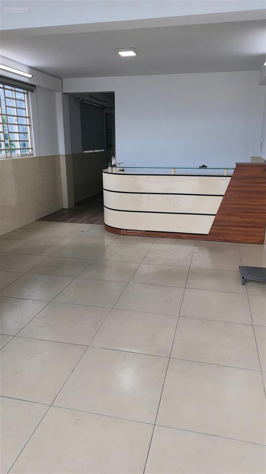 Chính chủ cho thuê văn phòng 80m2 mặt tiền phạm văn đồng (có thỏa thuận)