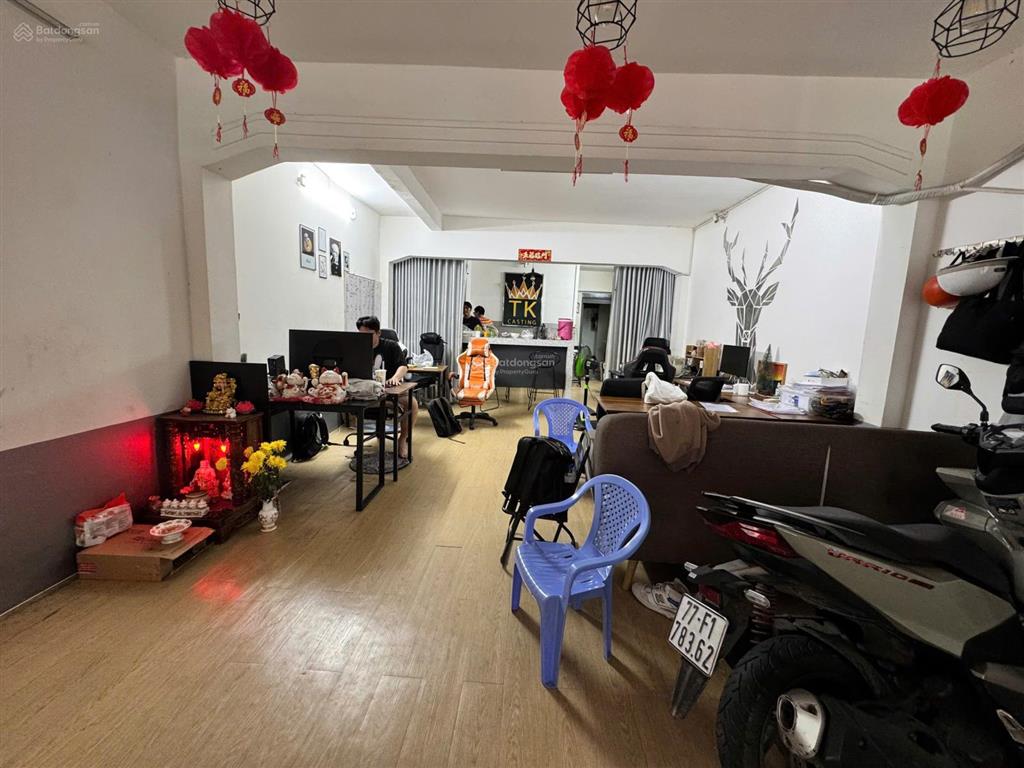 Cơ hội thuê nhà đẹp 400m2 giá tốt ngay trung tâm lê văn sỹ