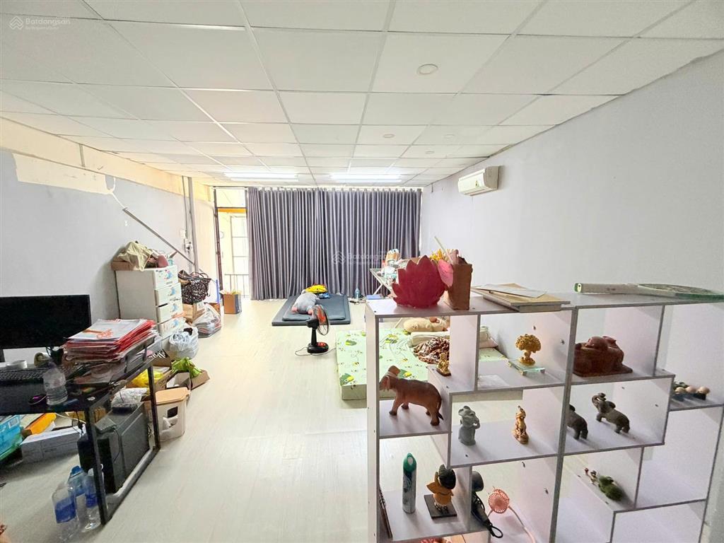Cơ hội thuê nhà đẹp 400m2 giá tốt ngay trung tâm lê văn sỹ