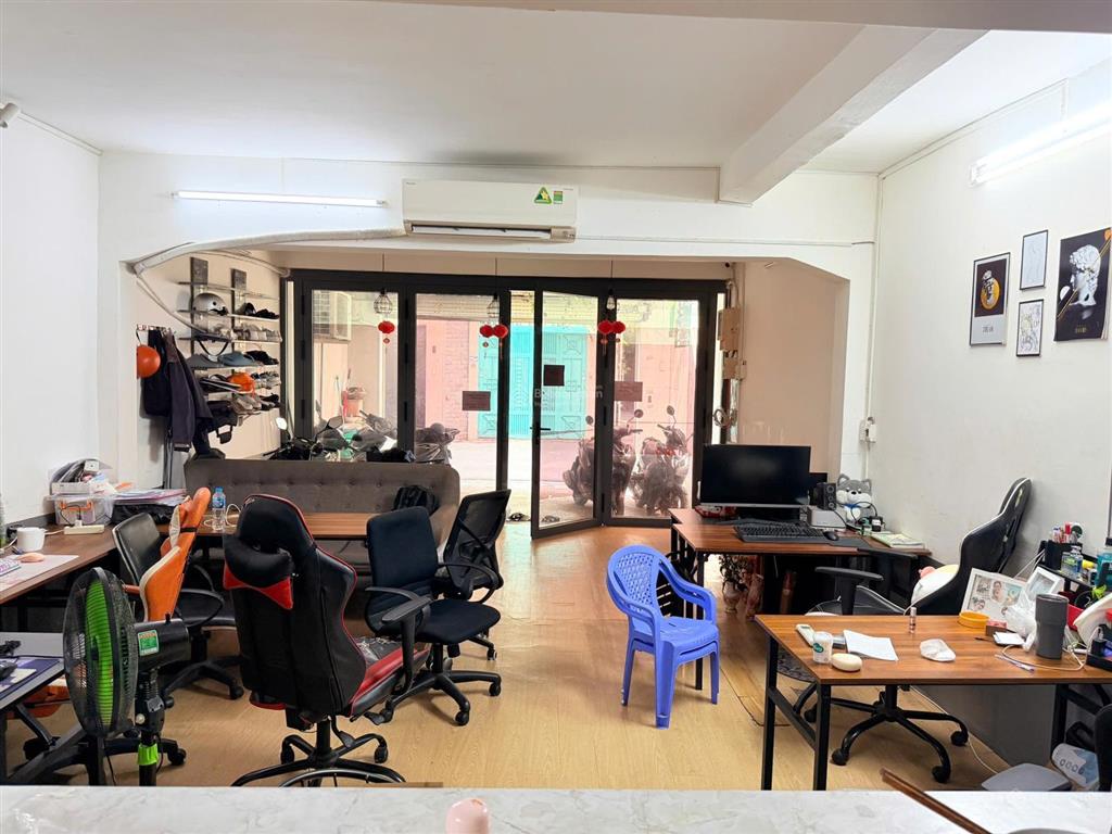 Cơ hội thuê nhà đẹp 400m2 giá tốt ngay trung tâm lê văn sỹ