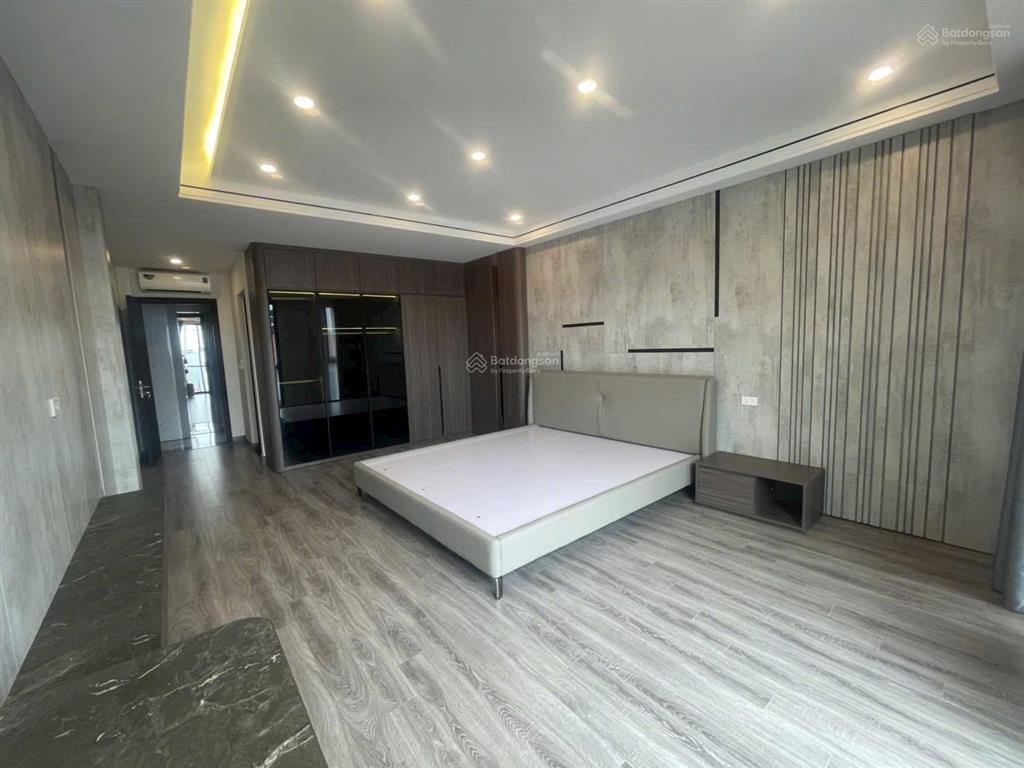 Nhà đẹp ngọc thuỵ long biên52m