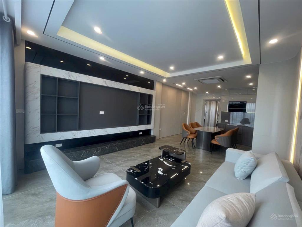 Nhà đẹp ngọc thuỵ long biên52m