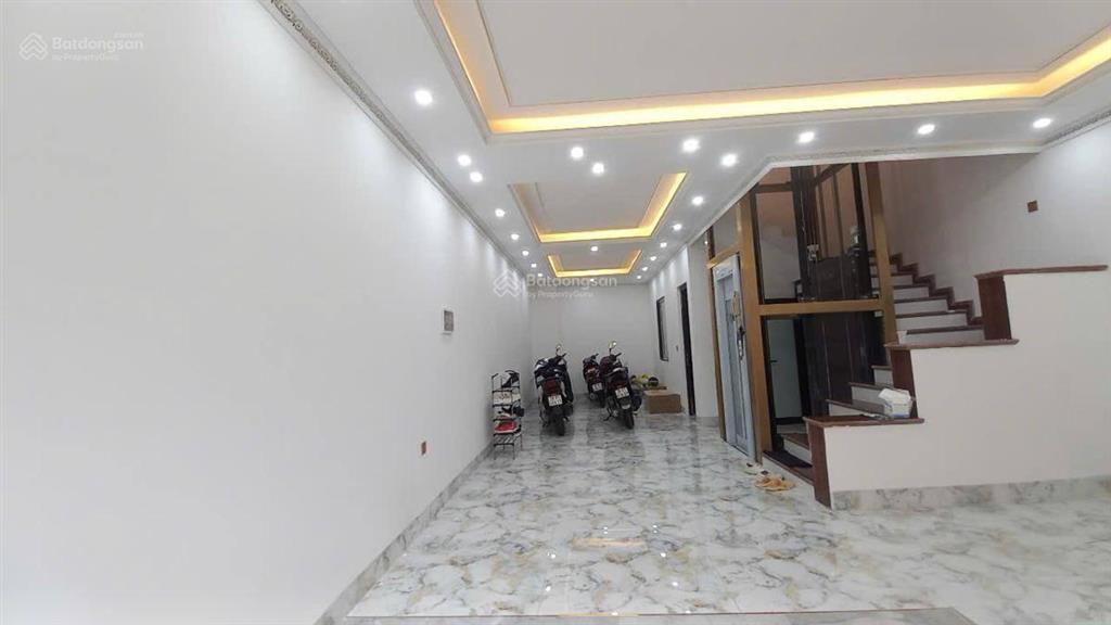 Bán nhà việt hưng long biên | 95m x 5 tầng, tm | gara ô tô | full nội thất | 20.75 tỷ