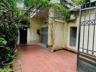 Bán nhà 2 tầng phố hoa lâm, long biên  dt 120m², mt gần 11m, ô tô vào nhà, giá 20.3 tỷ.
