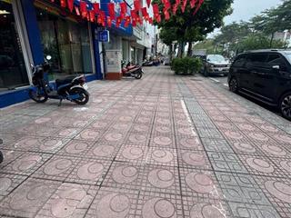 Mặt phố ngô gia tự 48x5t vỉa hè rộng kd sầm uất dòng tiền đáng đầu tư.
