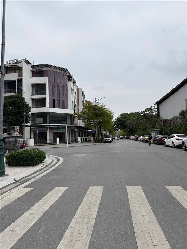 Shophouse bình minh garden đức giang, 81m² x 5t, thang máy, giá tốt