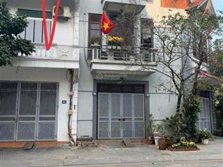 Phân lô tđc thanh am 58.5m x 3 tầng mt 5.4m đường hè rộng hơn mặt phố.