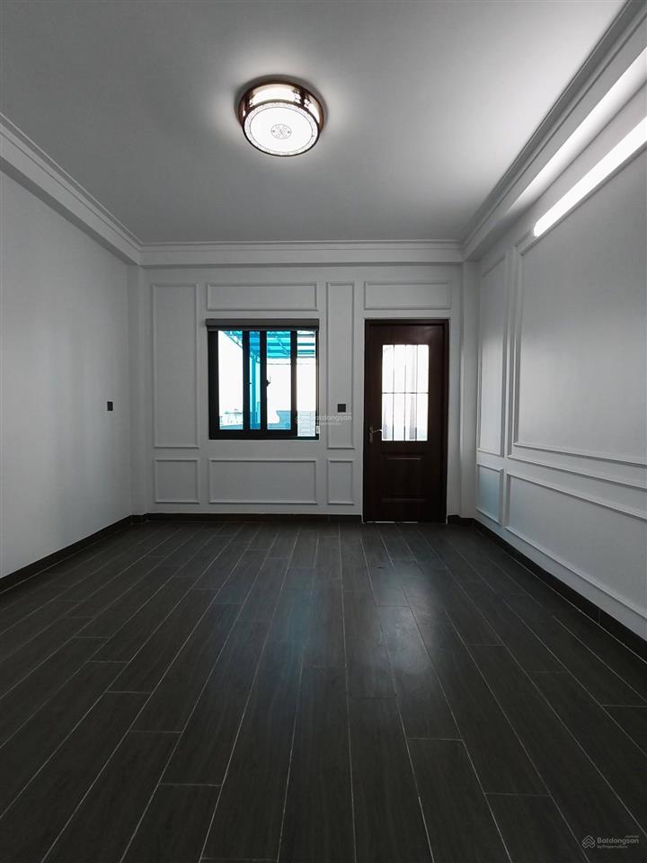 Mặt phố nguyễn văn cừ 62m x 7 tầng thang máy 2 mặt thoáng kinh doanh đỉnh