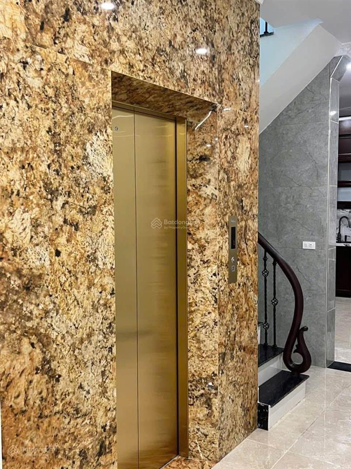 Đầu phố ngô gia tự 100m x 6 tầng thang máy vỉa hè, ô tô tránh, kinh doanh giá cực tốt