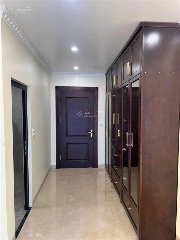 Đầu phố ngô gia tự 100m x 6 tầng thang máy vỉa hè, ô tô tránh, kinh doanh giá cực tốt