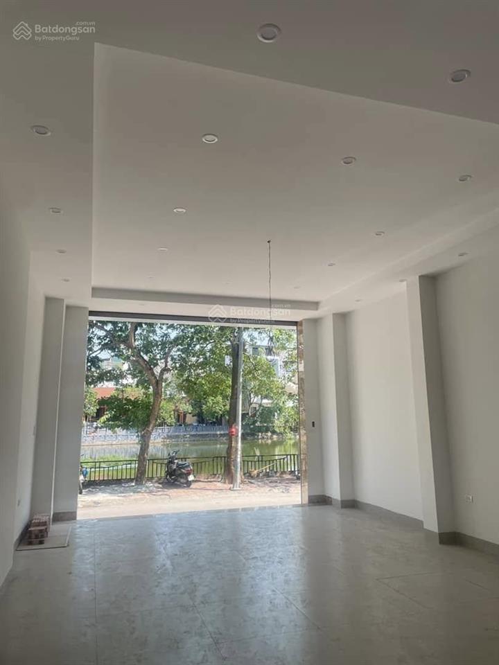 Mặt phố mặt hồ bồ đề 90m x 7t, tm lô góc kinh doanh, giá mềm
