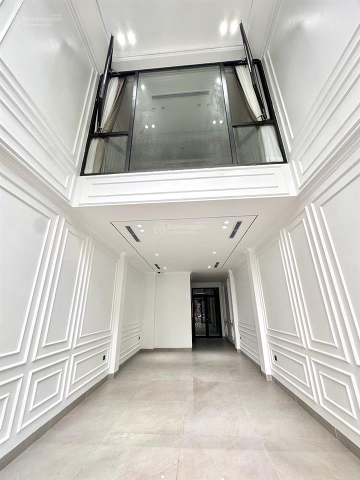 Chân dài ngọc thụy 68m² 7t, tm, 3 ô tô tránh nội thất an cường đẹp như khách sạn