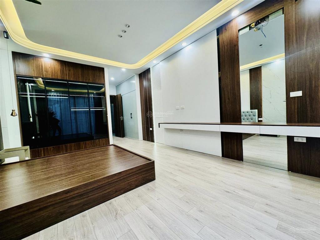 Nhà thượng thanh long biên 55m2x 5t, tm, full nội thất, cực tốt, cực rẻ 9,35 tỷ