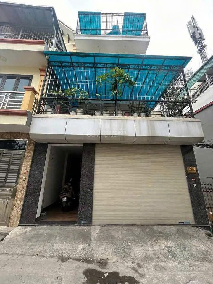 Cho thuê nguyên căn đầu ngọc lâm 70mx5t 4pn, đủ đồ ô tô 7 chỗ, view hồ 17tr/th