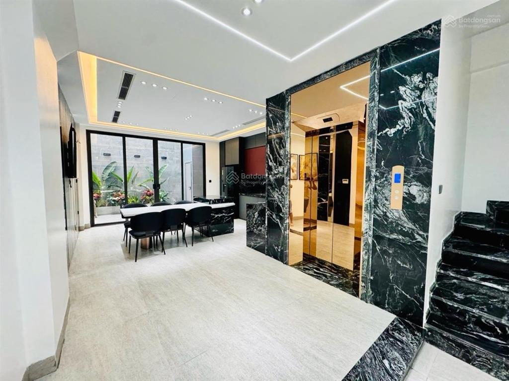 Hoa hậu ngô gia tự 115m2 x 6t mt 5.2m thang máy gara 2 ô tô, full nội thất giá tốt