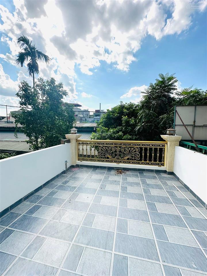 Phân lô ngô gia tự 72x4t, thang máy, ô tô tránh, 2 thoáng trước sau, nhà đẹp, giá tốt 13,5 tỷ.