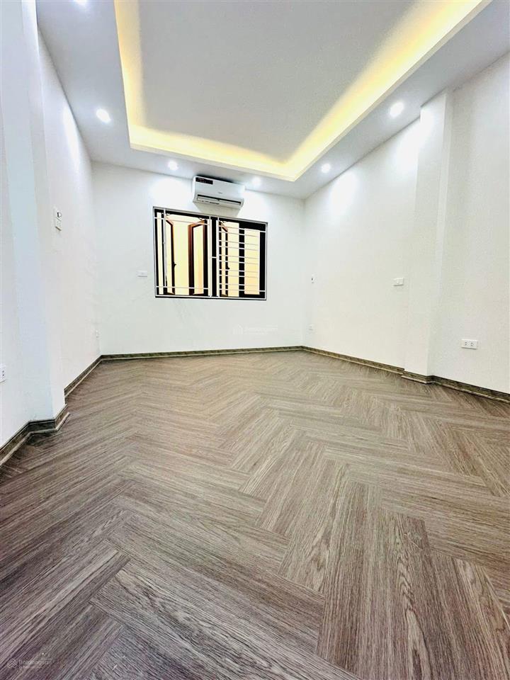 Phân lô ngô gia tự 72x4t, thang máy, ô tô tránh, 2 thoáng trước sau, nhà đẹp, giá tốt 13,5 tỷ.