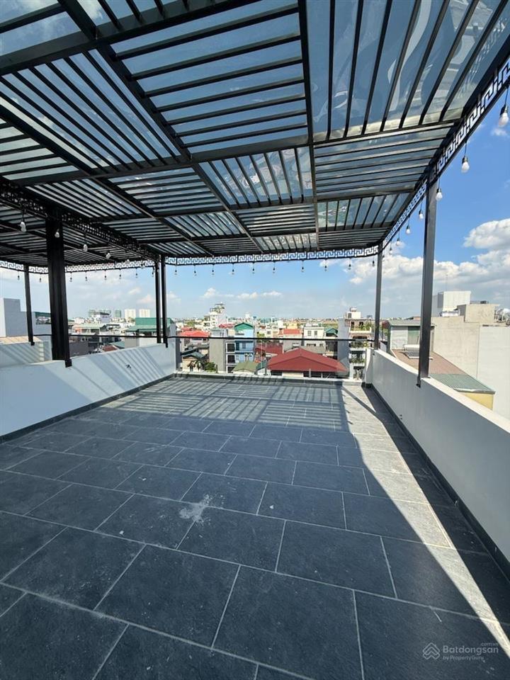 Nguyễn văn linh rộng đẹp rẻ 95m x 6 tầng thang máy gara ô tô 50m ra mặt phố 14,1 tỷ!