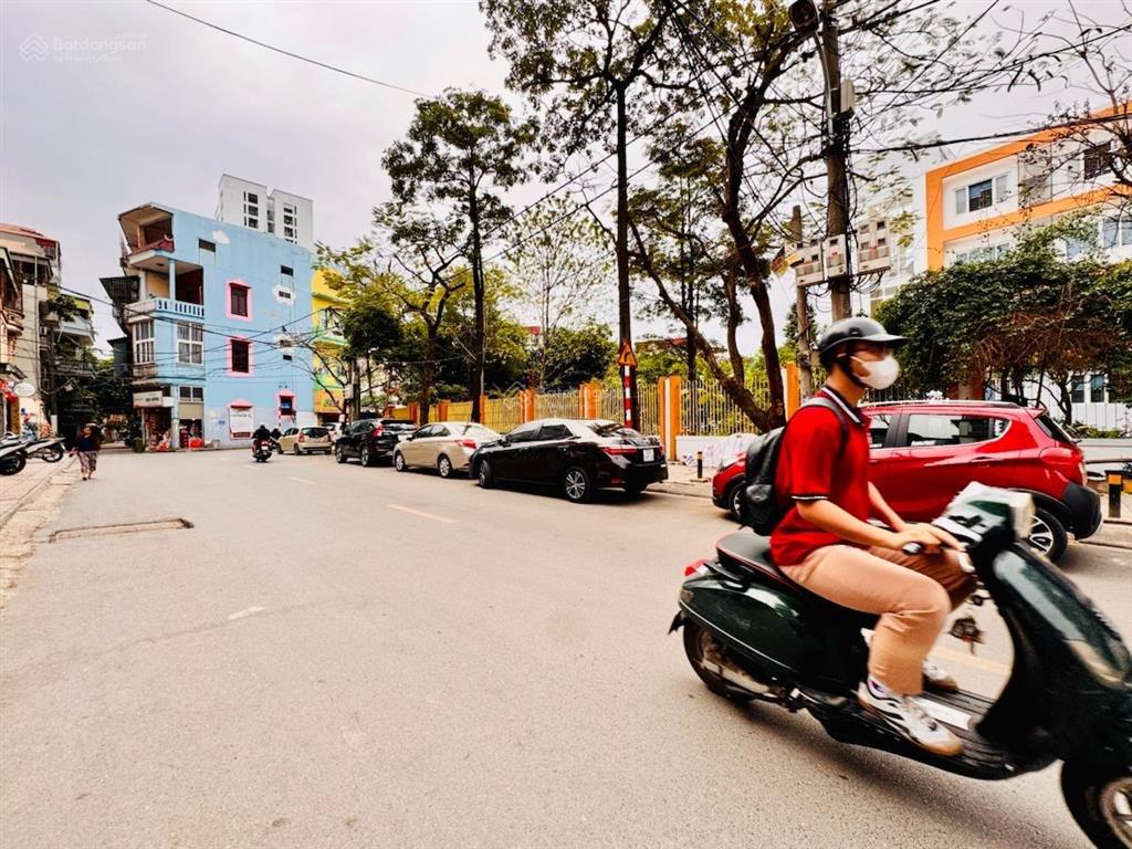 Giá ngon gia quất 68m2x3t lô góc 3 mặt thoáng 20m ra ô tô tránh ngõ thông, 9.2 tỷ