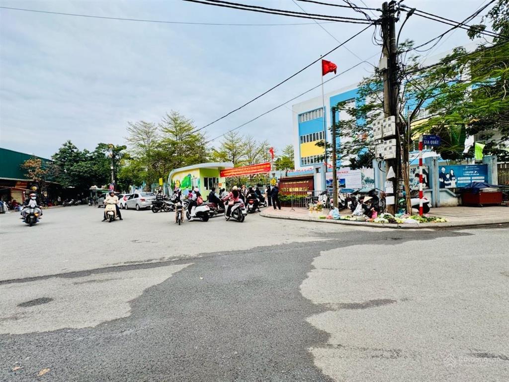 Giá ngon gia quất 68m2x3t lô góc 3 mặt thoáng 20m ra ô tô tránh ngõ thông, 9.2 tỷ