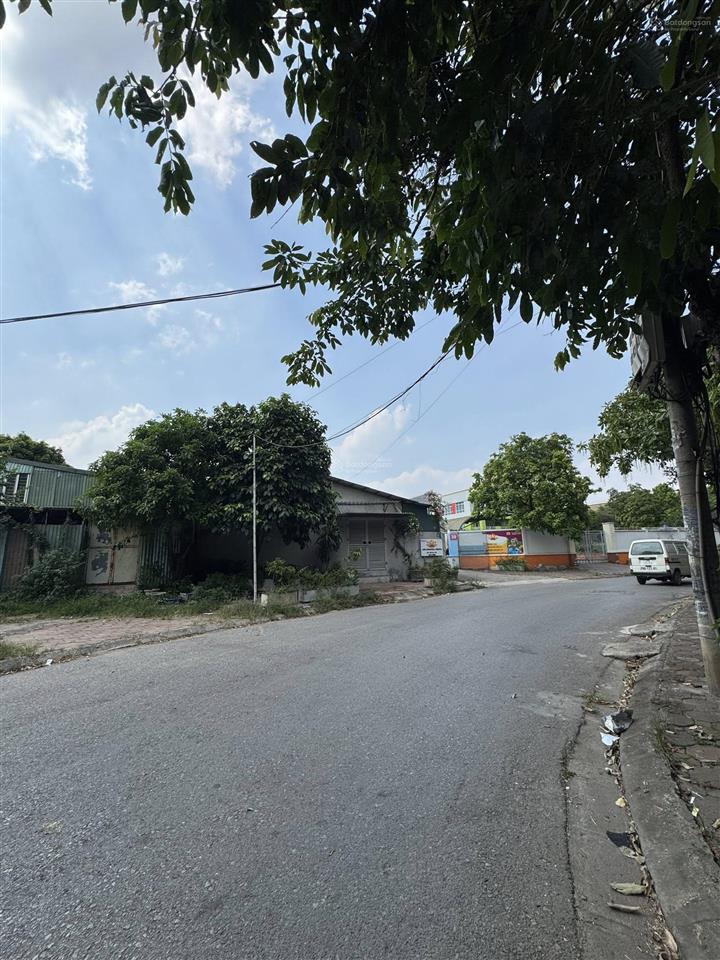 Đất phân lô nguyễn gia bồng 105m mt rộng vỉa hè ô tô tránh đầu tư tốt.