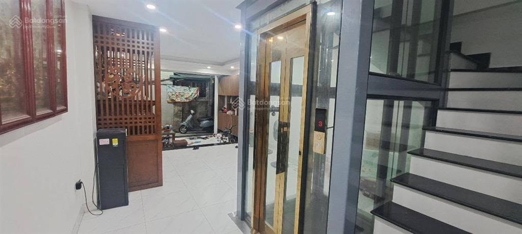 Nhà dân kim quan long biên full nội thất 59m x 5t tm 5pn thoáng trước sau chỉ 11.2 tỷ.