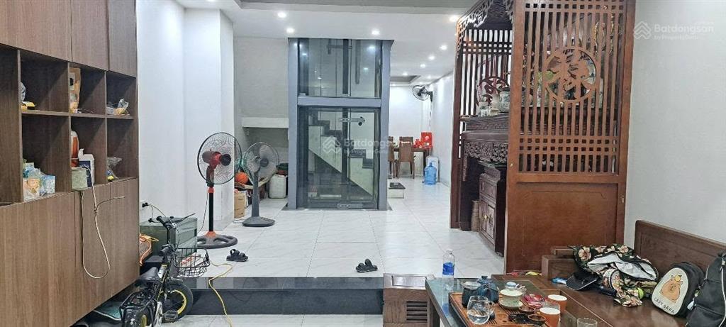 Nhà dân kim quan long biên full nội thất 59m x 5t tm 5pn thoáng trước sau chỉ 11.2 tỷ.