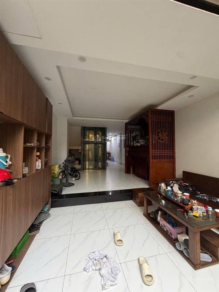 Nhà dân kim quan long biên full nội thất 59m x 5t tm 5pn thoáng trước sau chỉ 11.2 tỷ.