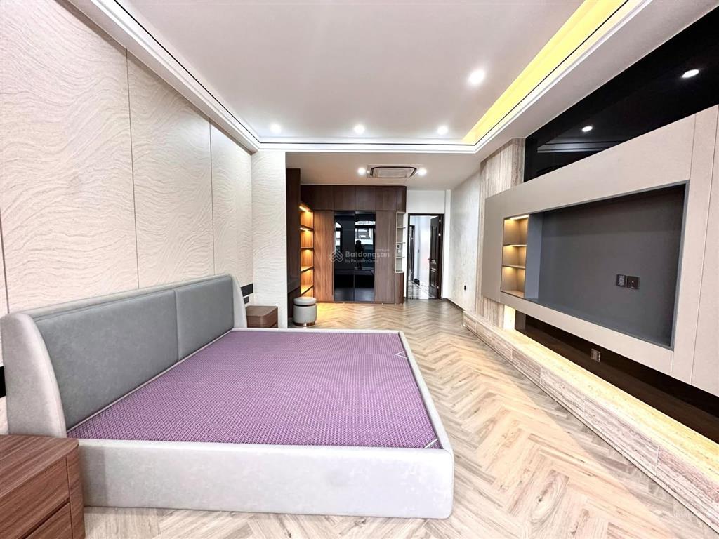 Hiếm có khó tìm nguyễn văn cừ long biên 90m2 6 t, thang máy, nội thất đẹp chỉ 19,5 tỷ
