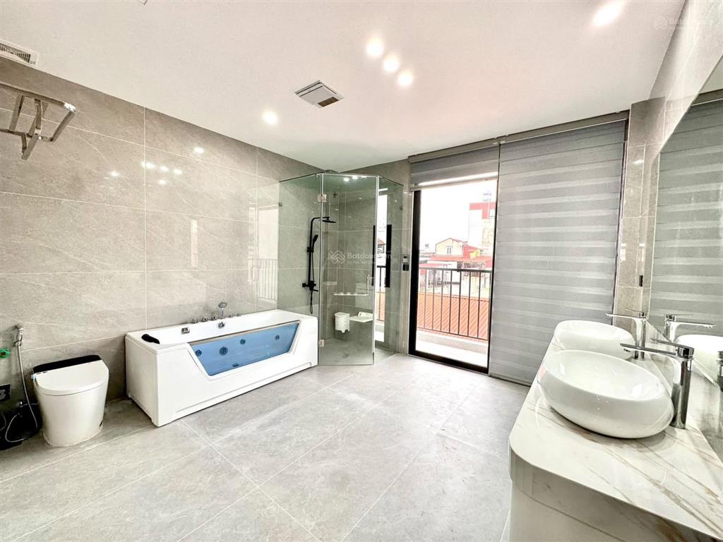Hiếm! nhà view hồ đầm tranh bát khối | 54m x 7t thang máy ô tô tránh kinh doanh chỉ 13.2