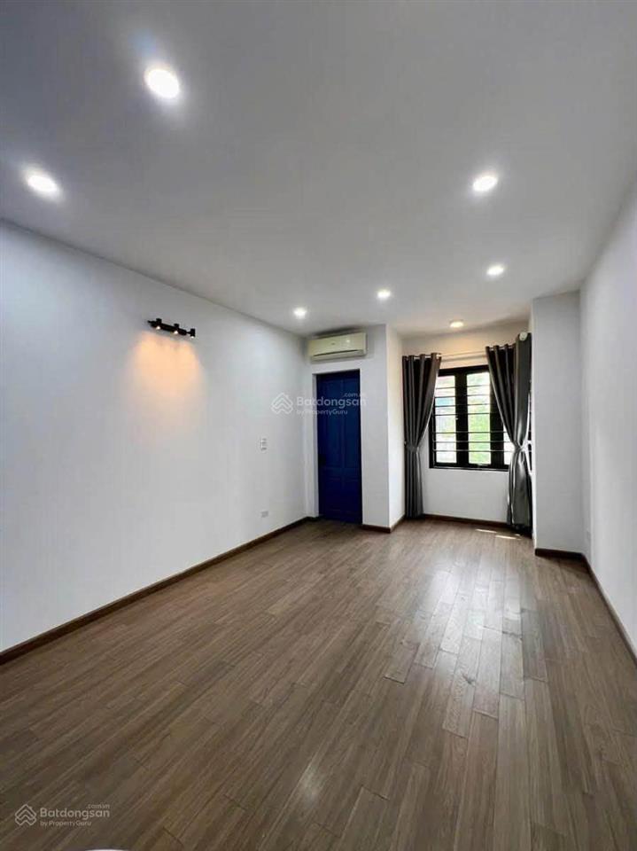 Bán nhà phố ô cách 79m x 3 tầng, 3 ngủ, nhà mới ô tô tránh kinh doanh chỉ 10,3 tỷ!