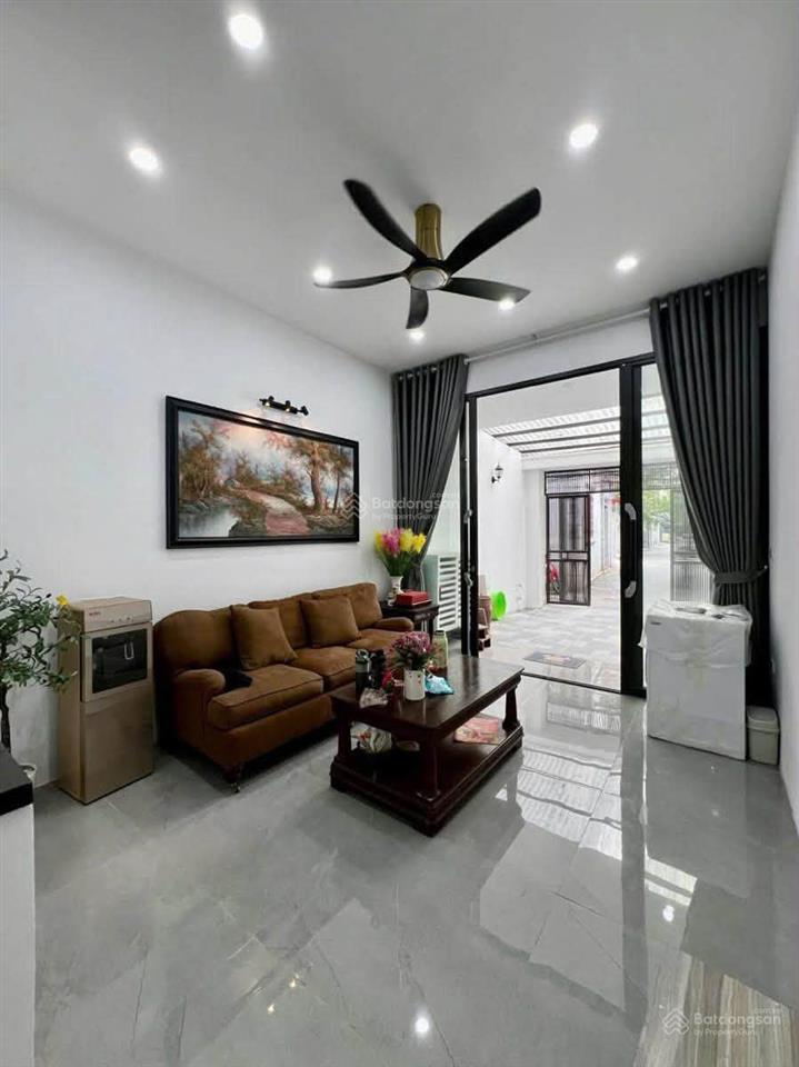 Bán nhà phố ô cách 79m x 3 tầng, 3 ngủ, nhà mới ô tô tránh kinh doanh chỉ 10,3 tỷ!