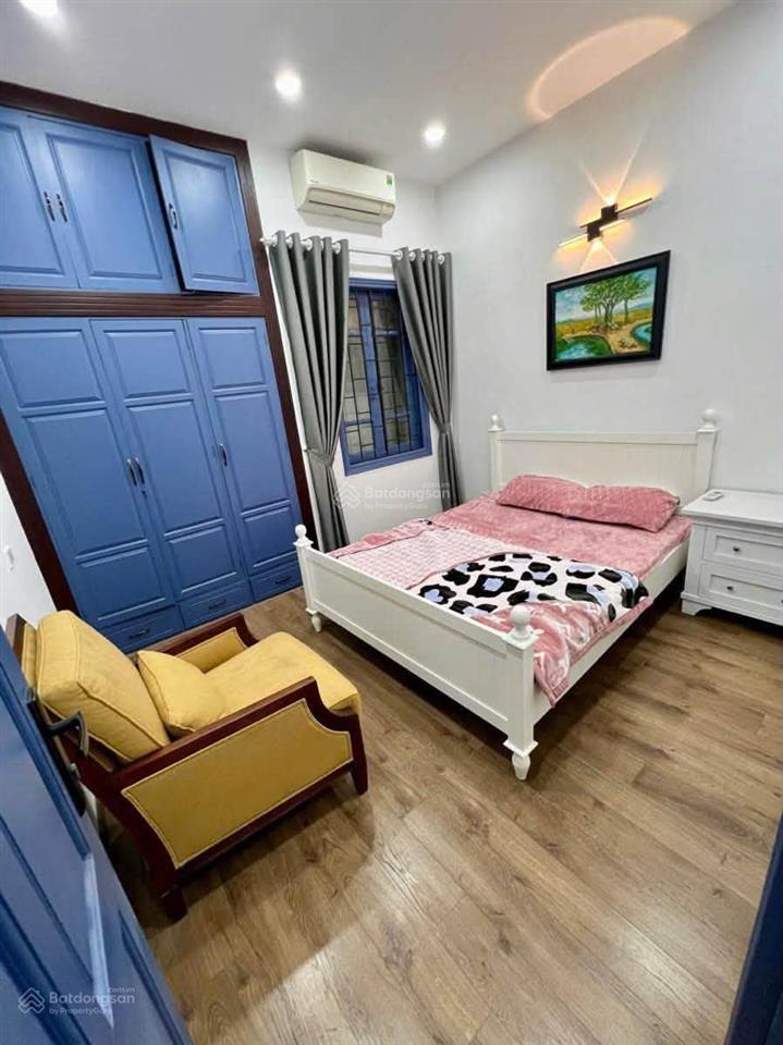 Bán nhà phố ô cách 79m x 3 tầng, 3 ngủ, nhà mới ô tô tránh kinh doanh chỉ 10,3 tỷ!