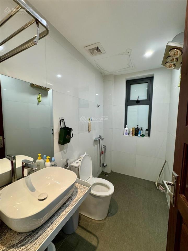 Căn liền kề him lam 79m, 5t, tm, hè rộng, ô tô tránh, kinh doanh 21,2